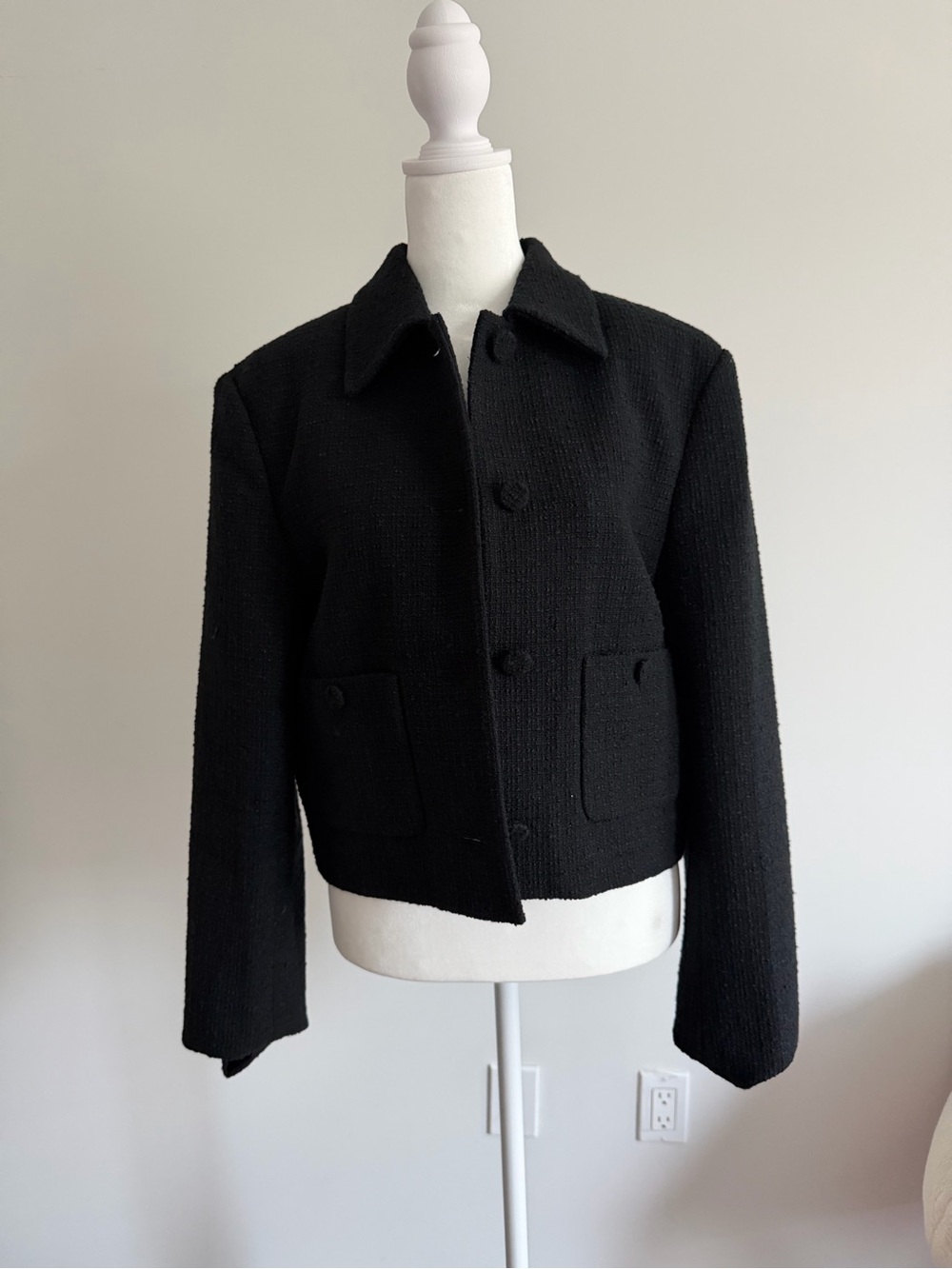 Aritzia tweed jacket NWT